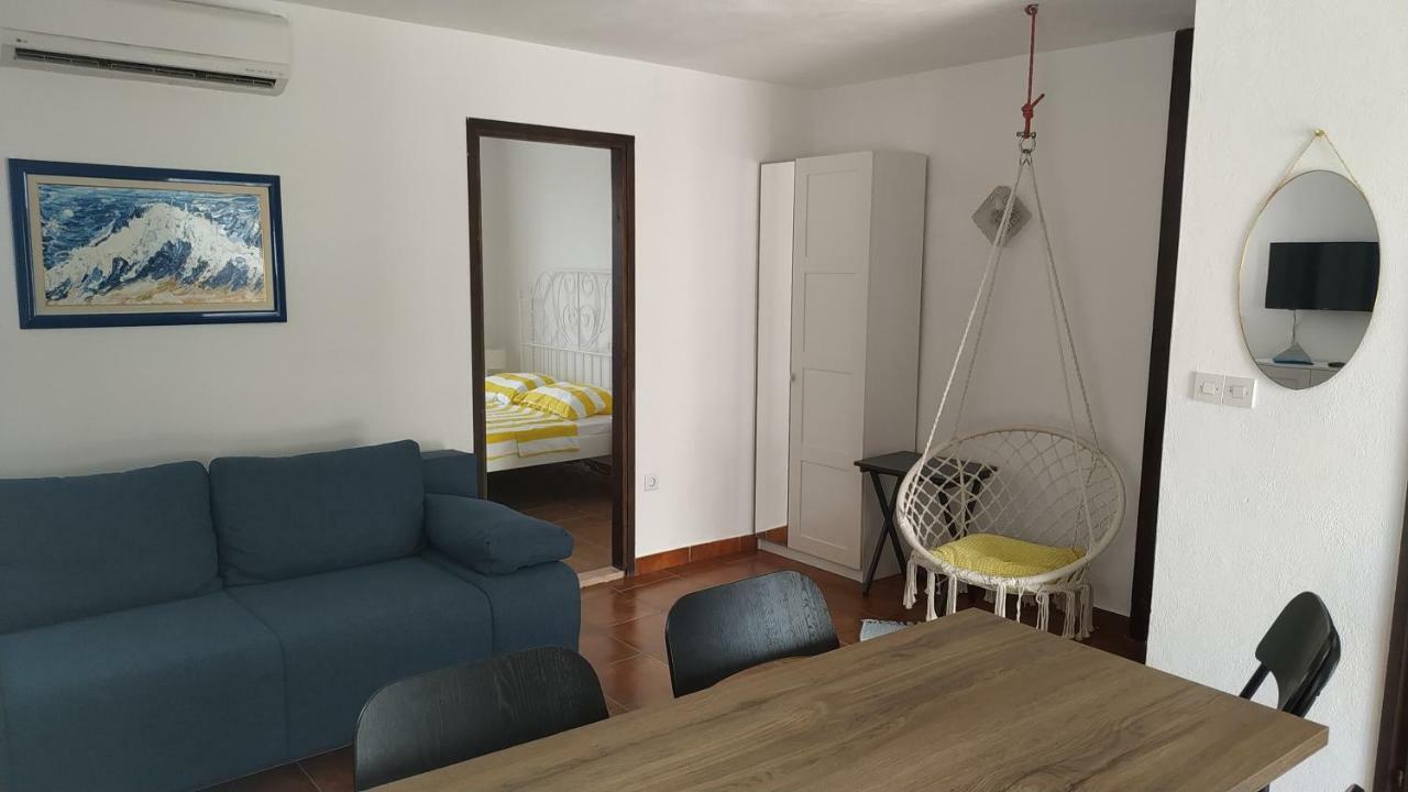 Apartments Kupine Бол Екстер'єр фото